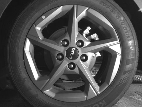 Used 2025 Kia K4 FWD image 14