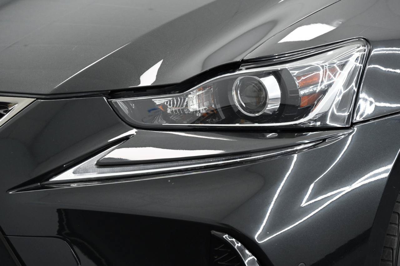 Used 2020 Lexus IS 350 F Sport w/ F Sport Package RWD image 8