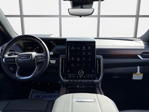 New 2026 GMC Yukon XL Denali w/ Advanced Technology Package image 19