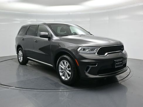 Used 2021 Dodge Durango SXT w/ 3rd Row Seating Group RWD image 57