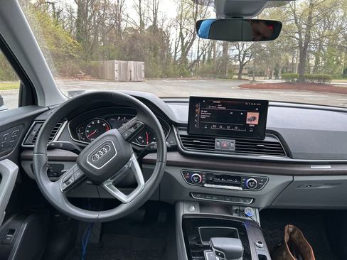 Used 2024 Audi Q5 2.0T Premium AWD/4WD image 21