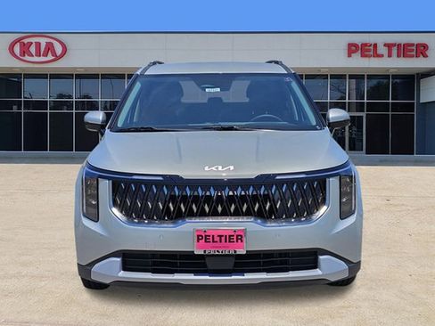 New 2026 Kia Carnival EX FWD image 2