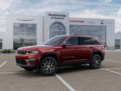New 2025 Jeep Grand Cherokee Limited w/ Trailer Tow Package AWD/4WD image 2