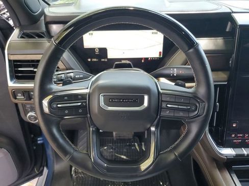 Used 2025 GMC Yukon XL Denali Ultimate AWD/4WD image 20