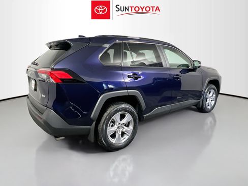 Used 2025 Toyota RAV4 XLE w/ Convenience Package image 4