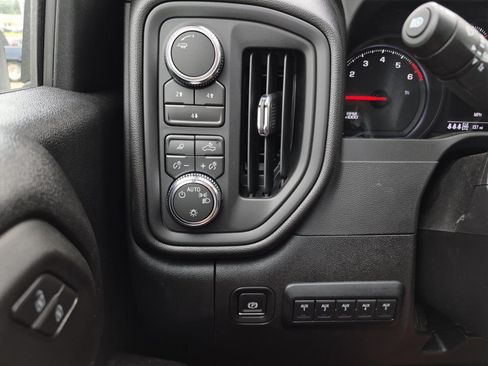 New 2026 GMC Sierra 2500 Pro w/ Convenience Package AWD/4WD image 15
