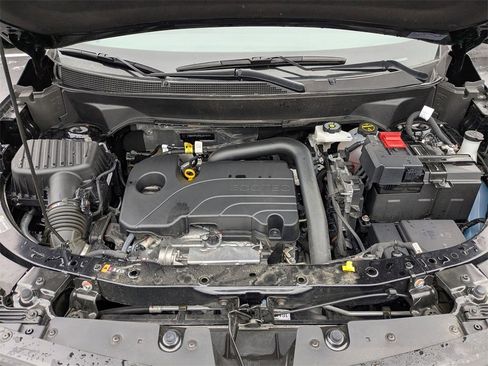 Used 2025 Chevrolet Equinox LT image 38