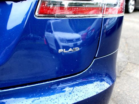 Used 2021 Tesla Model S Plaid image 7