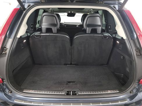 Used 2018 Volvo XC90 T6 Momentum w/ Convenience Package AWD/4WD image 31