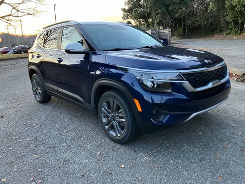 Used 2021 Kia Seltos S AWD/4WD image 11