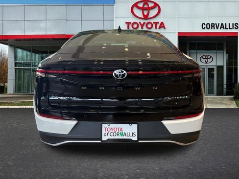 New 2026 Toyota Crown Platinum AWD/4WD image 6