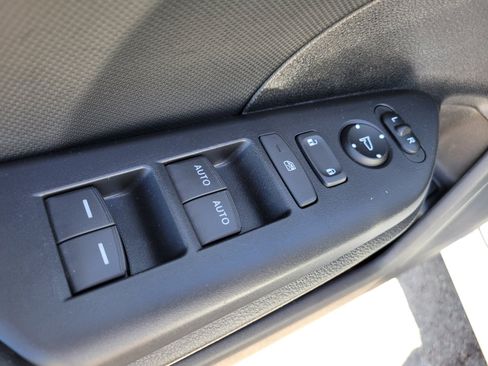 Used 2019 Honda Civic LX image 19