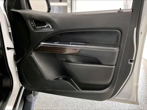Used 2020 GMC Canyon SLE w/ Elevation Edition AWD/4WD image 37