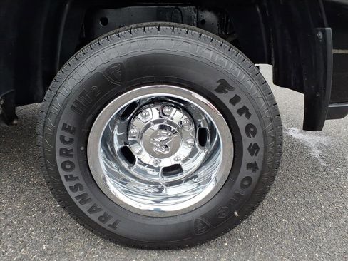 Used 2023 RAM 3500 Tradesman image 17