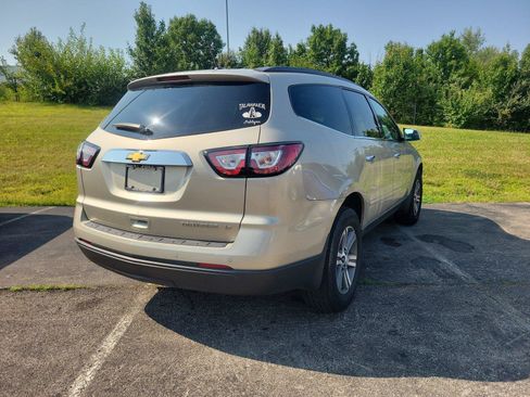 Used 2015 Chevrolet Traverse LT w/ Traveler's Package FWD image 8