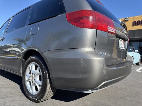 Used 2005 Toyota Sienna image 36