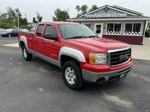 Used 2010 GMC Sierra 1500 SLE w/ Power Pack Plus AWD/4WD image 2