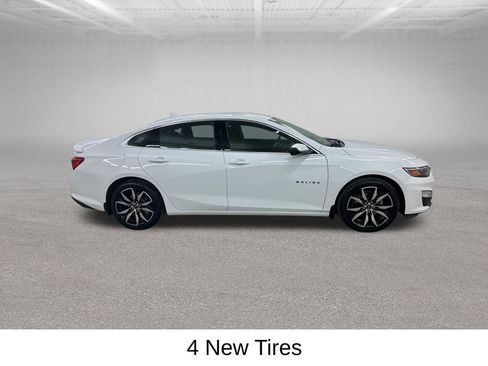 Used 2022 Chevrolet Malibu RS image 14