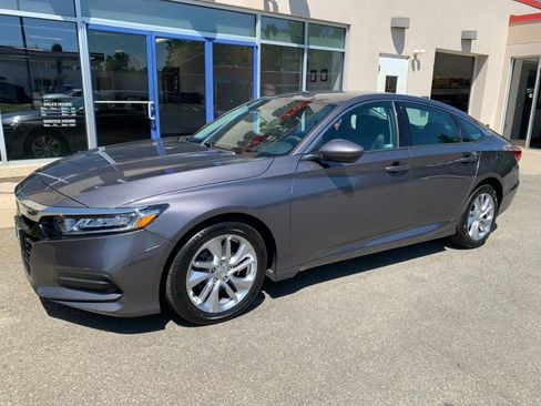 Used 2019 Honda Accord LX image 1