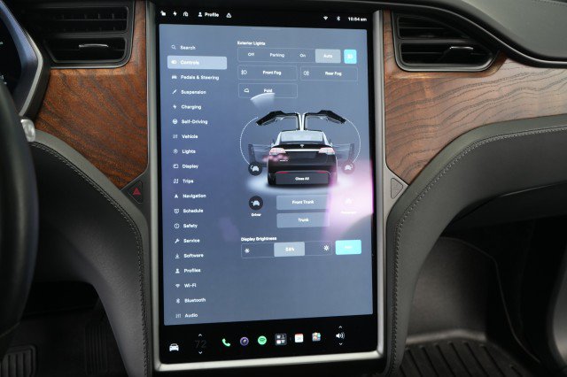 Used 2020 Tesla Model X Long Range AWD/4WD image 34