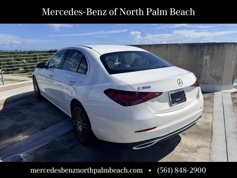 Used 2023 Mercedes-Benz C 300 Sedan image 3