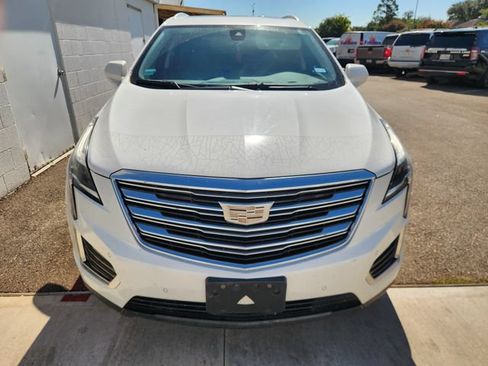 Used 2019 Cadillac XT5 Premium Luxury w/ Driver Assist Package FWD image 2
