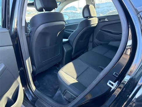 Used 2016 Hyundai Tucson Sport image 15