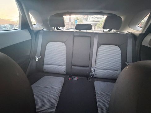 Used 2021 Hyundai Kona SE FWD image 24