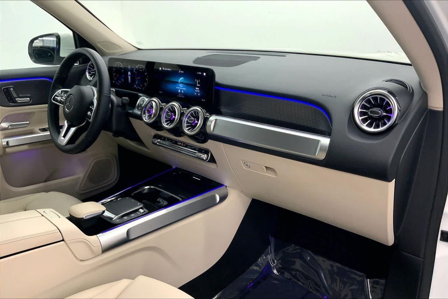 Used 2023 Mercedes-Benz GLB 250 image 10