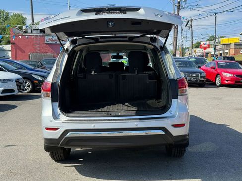 Used 2015 Nissan Pathfinder SV w/ Cargo Package AWD/4WD image 10