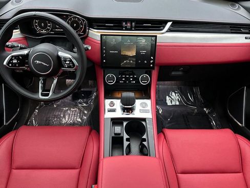 Used 2025 Jaguar F-PACE R-Dynamic S AWD/4WD image 24