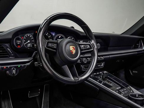 Used 2022 Porsche 911 Carrera w/ Premium Package image 22