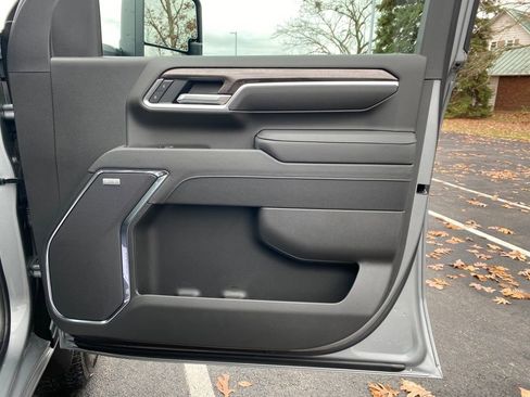 New 2026 Chevrolet Silverado 3500 LTZ w/ LTZ Premium Package image 9