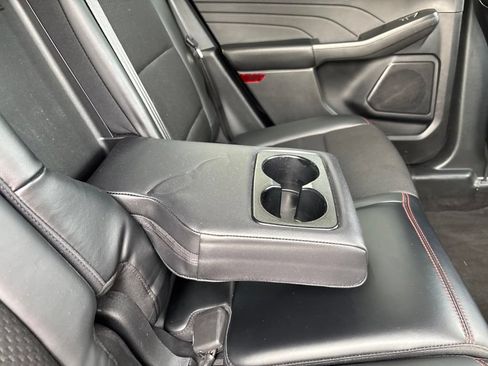 Used 2025 Ford Escape ST-Line Select AWD/4WD image 48