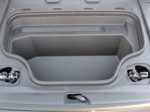 New 2025 Audi S6 e-tron Premium Plus image 12