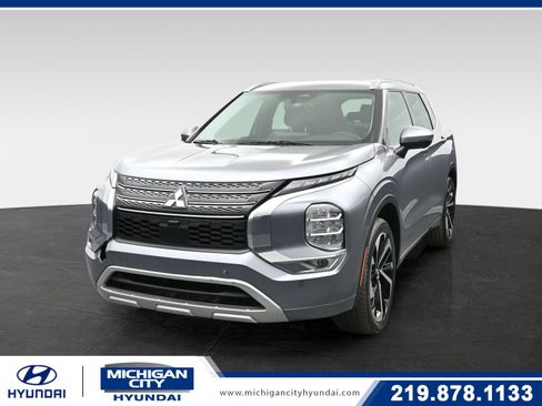 Used 2022 Mitsubishi Outlander SEL FWD image 1