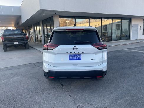 New 2026 Nissan Rogue SV image 6