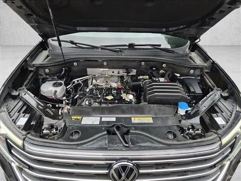 Used 2024 Volkswagen Atlas SE FWD image 23