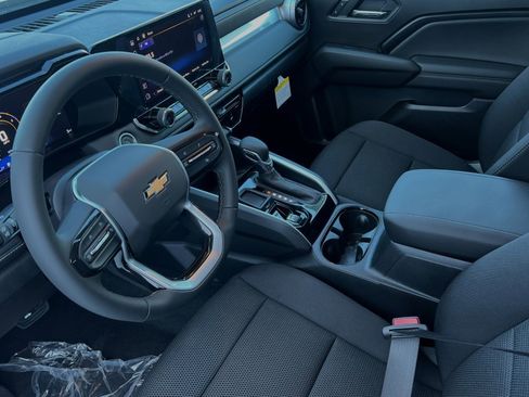 New 2024 Chevrolet Colorado LT w/ LT Convenience Package image 7