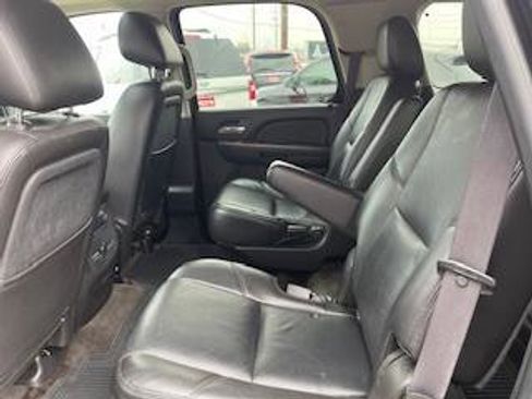 Used 2011 Chevrolet Tahoe LTZ image 16