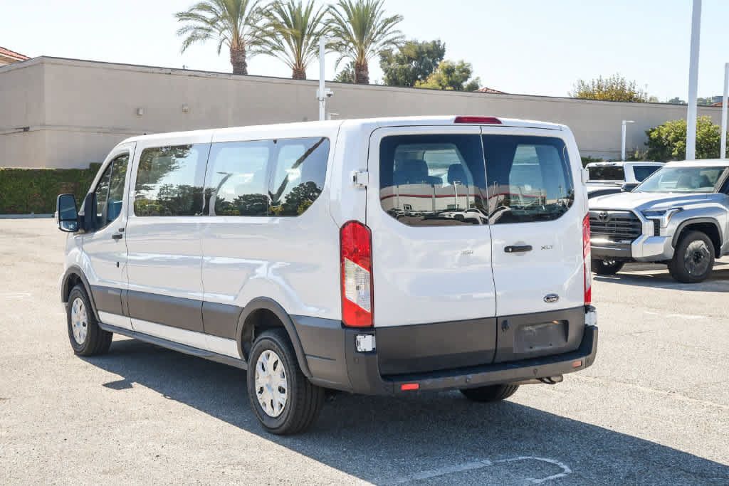Used 2023 Ford Transit 350 XLT RWD image 8