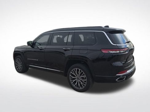 Used 2024 Jeep Grand Cherokee L Summit AWD/4WD image 5