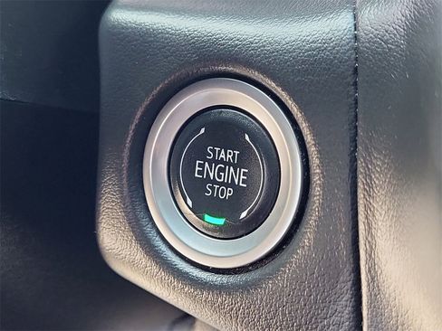 Certified 2024 Chevrolet Tahoe Premier image 30