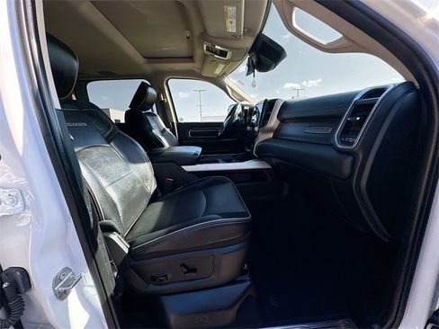 Used 2020 RAM 2500 Laramie image 46