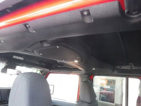 Certified 2024 Jeep Wrangler Sport S AWD/4WD image 40