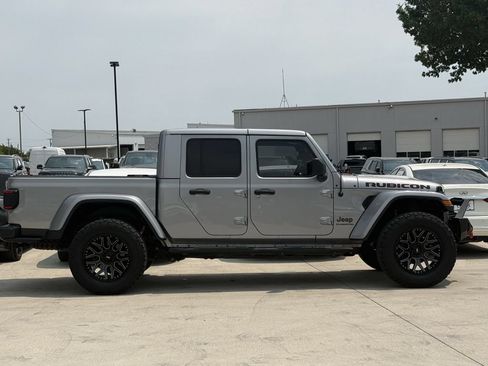 Used 2020 Jeep Gladiator Rubicon AWD/4WD image 3