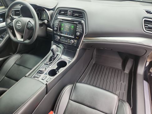 Used 2023 Nissan Maxima SV w/ Floor Mat Group image 13