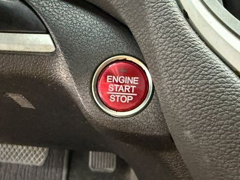 Used 2018 Acura TLX w/ Technology Package image 15