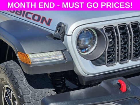 Used 2024 Jeep Wrangler Unlimited Rubicon image 9