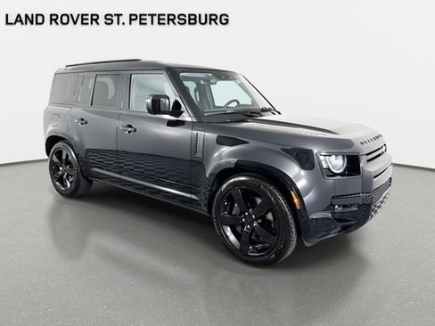 New 2026 Land Rover Defender 110 X-Dynamic SE image 3